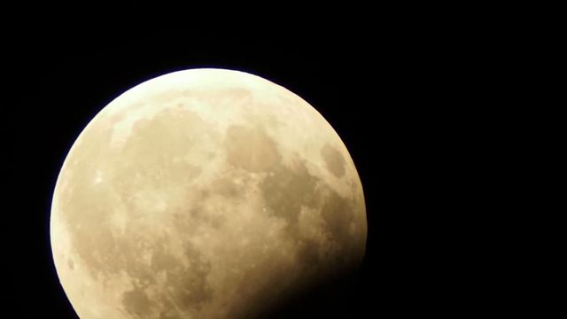 Частичное Лунное затмение 07.08.2017 год смотреть онлайн