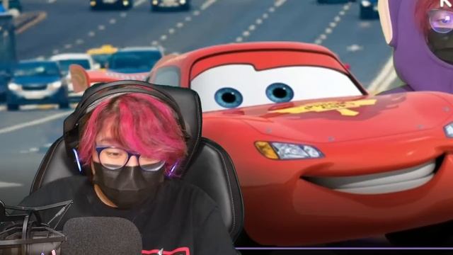 I Let 100 People Edit This Video... смотреть онлайн