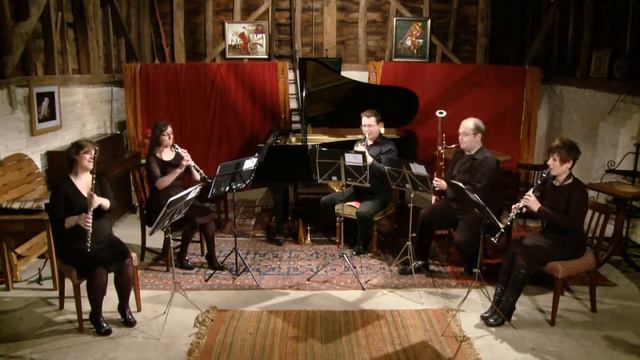 Chiltern Musica - Polka from Five Easy Dances by Agay смотреть онлайн