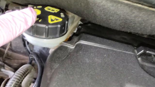 Cómo purgar embrague de Ford Focus mk3 en 3 minutos sin herramientas y sin ayuda смотреть онлайн