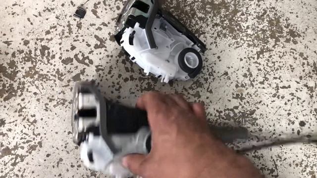 2015 Honda Accord Rear door latch/lock actuator replacement. смотреть онлайн