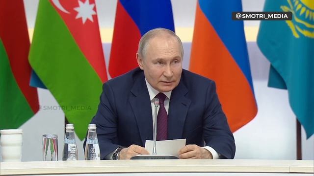 Россия не собирается отгораживаться от мировой экономики и все производить сама, но по критически ва смотреть онлайн