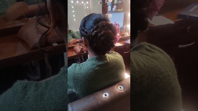 Hair style Messi bun смотреть онлайн