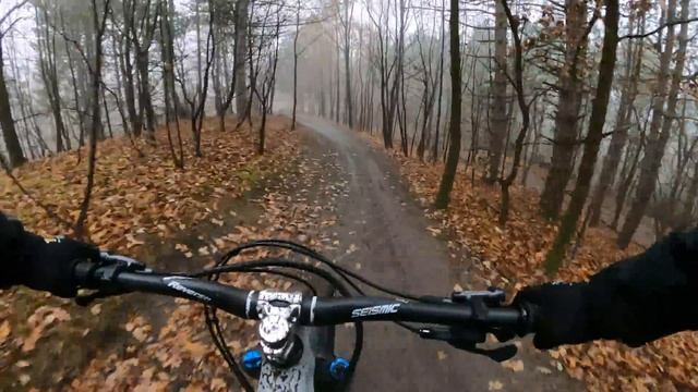 Mein E-MTB FLIEGT! - Erste Sprünge mit dem Giant Reign E+ 2022 | Freeride Flo смотреть онлайн