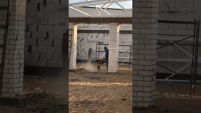 Уплотнение оснований виброногой смотреть онлайн