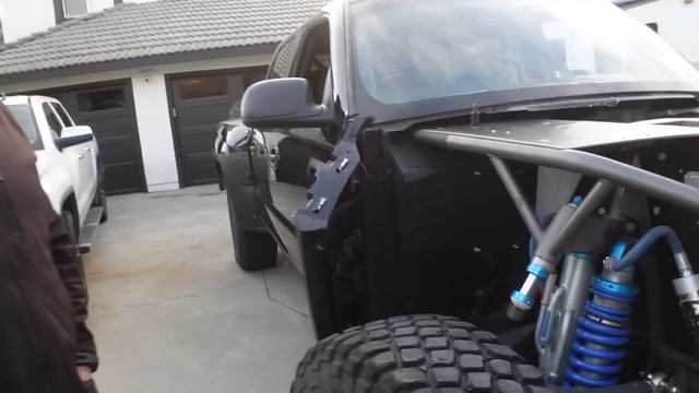 LS3 Chevy Silverado Prerunner - BAJA CHULA! | BUILT TO DESTROY смотреть онлайн