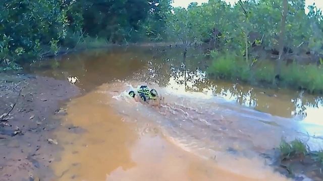 can wltoys 12423 & 12428 bashing on water and mud #AZUHANIFA Must Watch! Comment&iWillSubsUToo 2 смотреть онлайн