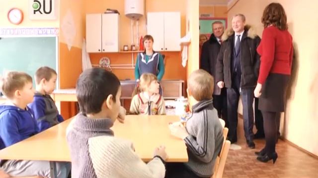 Губернатор Алексей Кокорин проверил ремонт в Белозерском детском саду № 1 смотреть онлайн