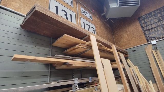 Shop tour - EB Woodworking. Felder, Laguna, Delta, Woodmaster, Festool, CNC смотреть онлайн