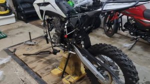 Сравнение Regulmoto Sport-003 PRO 2022г с Regulmoto Sport-003 2023г