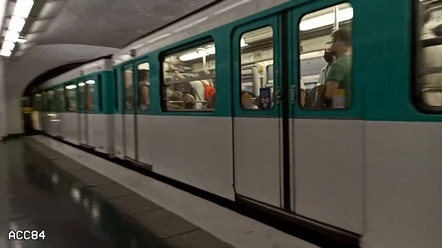 Javel - André Citroën | Line 10 : Paris métro ( RATP MF67 ) смотреть онлайн