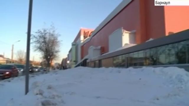 Озвучена предварительная версия обрушения крыши барнаульского «Ашана» смотреть онлайн