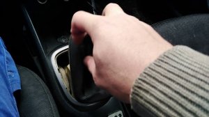 Как снять ручку мкпп на Киа Рио 3. Ремонт авто своими руками