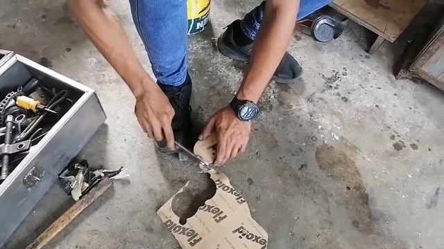 Thermostat Housing Coolant Leakage || Isuzu 4hf1