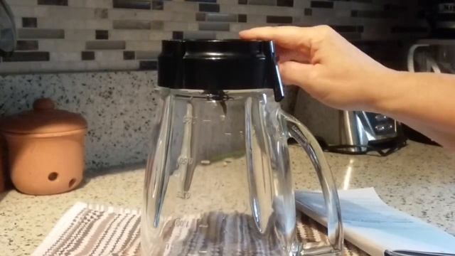 Oster Pro 1200: How To Remove Blender Cap-Addendum смотреть онлайн