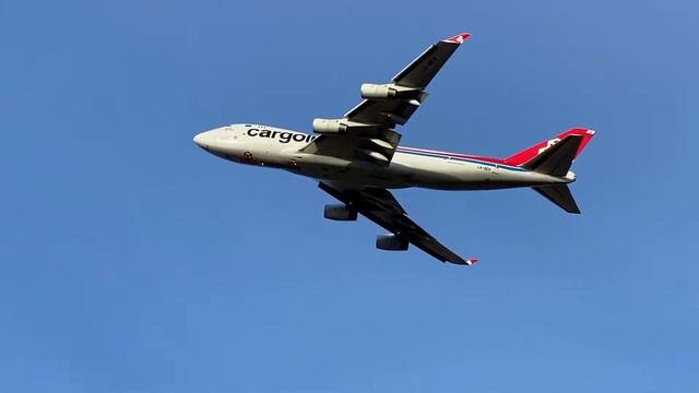 Cargolux B-747 takeoff from Liszt Ferenc National Airport Budapest смотреть онлайн