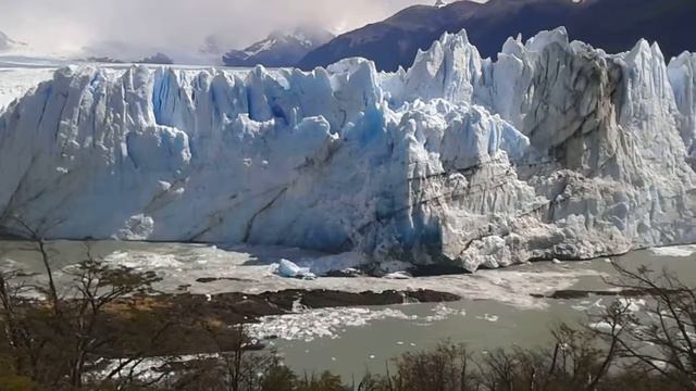 desprendimiento hielo Glaciar Perito Moreno, Argentina смотреть онлайн