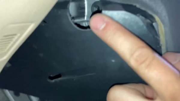 Lexus gs300 как снять штатную магнитолу