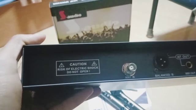 Unboxsing mic wireless produk S audio UHF MW 230R смотреть онлайн