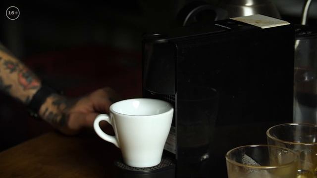 4 СПОСОБА улучшить ВКУС КОФЕ в КАПСУЛАХ Как сделать вкус кофе в капсулах лучше без особых усилий. смотреть онлайн