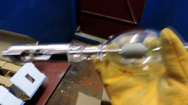 Утилизация ксеноновых ламп сверхвысокого давления. Как взрывается лампа за 50000 тысяч рублей. смотреть онлайн