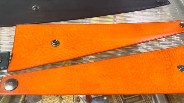 Браслеты  кожаные!!