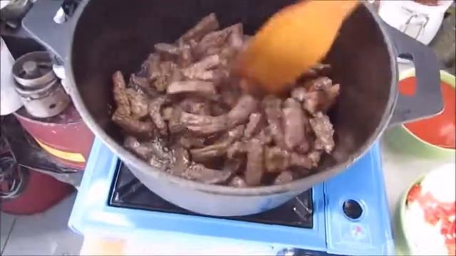 Азу по татарски из говядины с солёными огурцами. #азупотатарски #мангальныесубботы смотреть онлайн