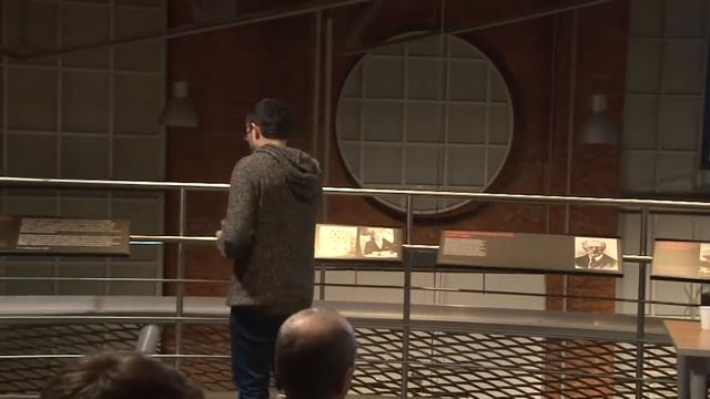 Лекция «Спрессованный абсолют: Лейбниц, Мерло-Понти и нечеловеческая телесность» | Йоэль Регев смотреть онлайн