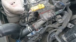 замена термостата Peugeot Partner Tepee