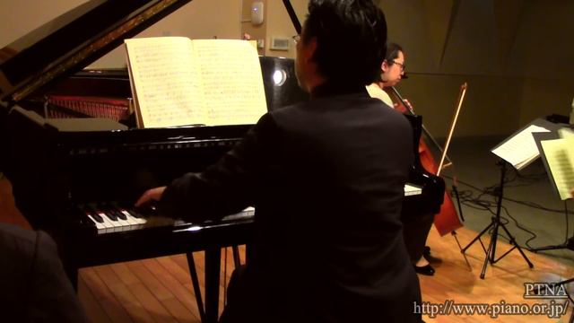 シューベルト: ピアノ三重奏曲第1番,D.898,op.99 1. アレグロ・モデラート Pf.赤松林太郎 Vc.長谷川陽子 Vn.平山慎一郎 смотреть онлайн