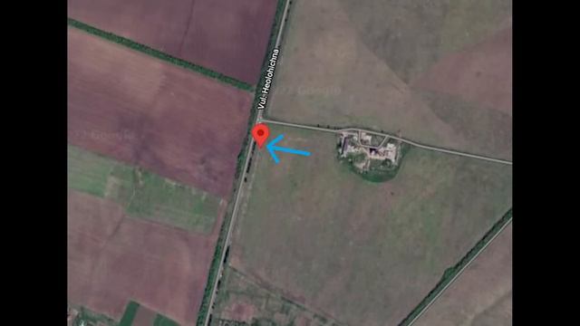 Armored Vehicle Comes A Cropper смотреть онлайн