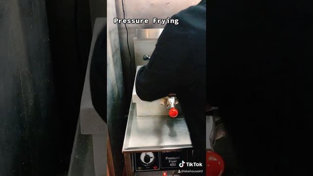 Pressure Frying - Henny Penny смотреть онлайн