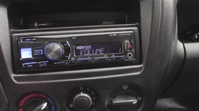 Alpine Алпайн магнитола. Установлена на Ладу Гранту Лифтбек. смотреть онлайн