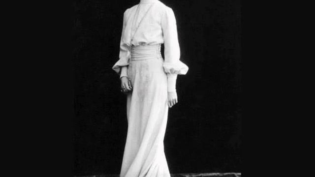 Зинаида Гиппиус - ПОБЕДЫ: Стих смотреть онлайн