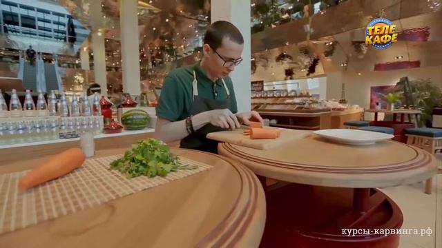 Бабочка из моркови