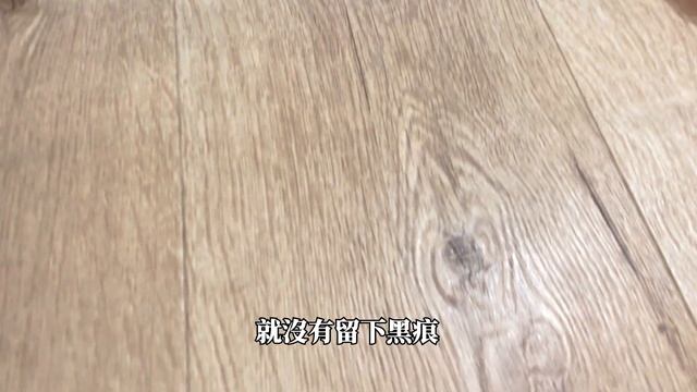 新家裝潢EP01. 木地板怎麼挑？超耐磨地板推薦｜價格、清潔與抗刮實測分享｜【QUICK STEP木地板】