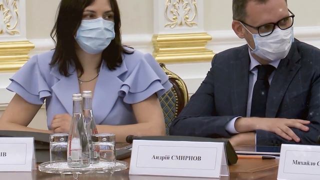 О Сговоре узнали все! Он рассказал как всё было - Порошенко созывает собрание: надо ОТМАЗЫВАТЬСЯ! смотреть онлайн