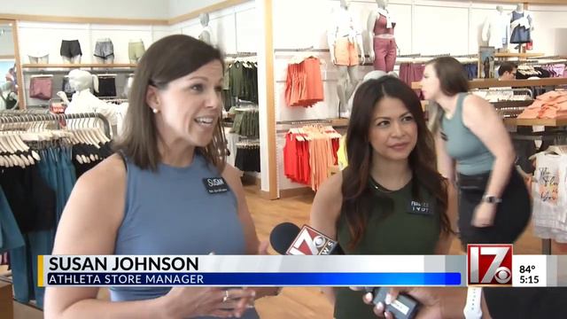 2 stores open at large new Fenton development in Cary смотреть онлайн