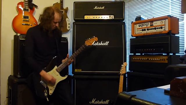 1962 Fender Stratocaster into a 1972 Marshall Super Bass смотреть онлайн