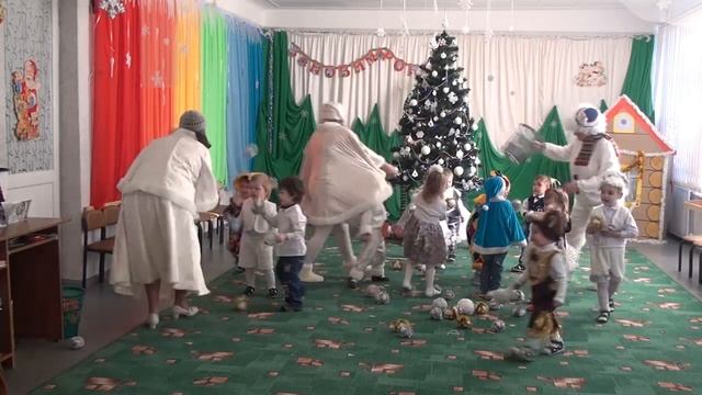Утренник новогодний в детском саду ясельная группа смотреть онлайн