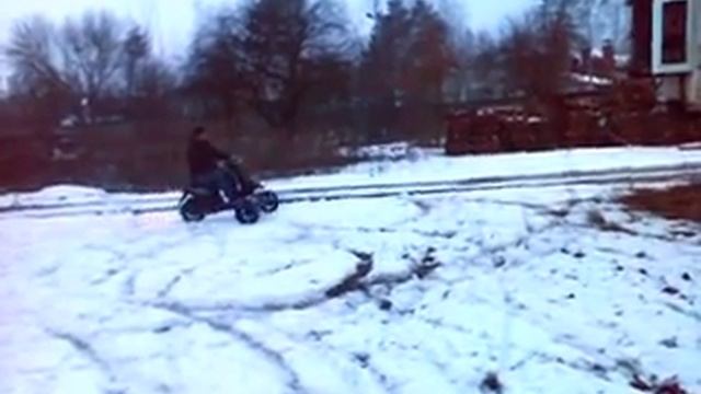 скутер трехколесний смотреть онлайн