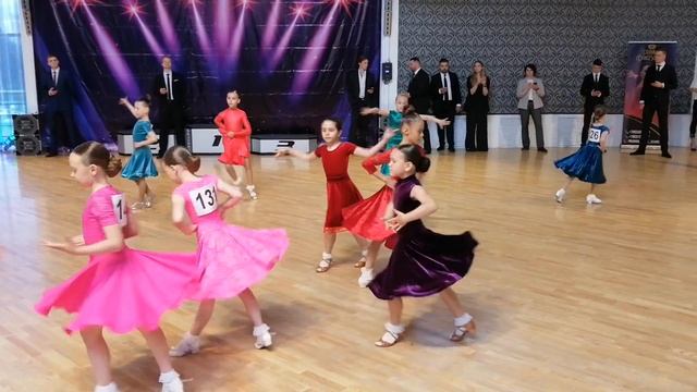 Турнир Полина Клнюхова Бальные танцы чачача смотреть онлайн