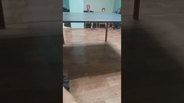 Пришел поиграть в пинг-понг смотреть онлайн