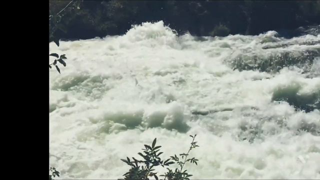 Beautiful relaxation music with nature sounds-:waterfall.. смотреть онлайн