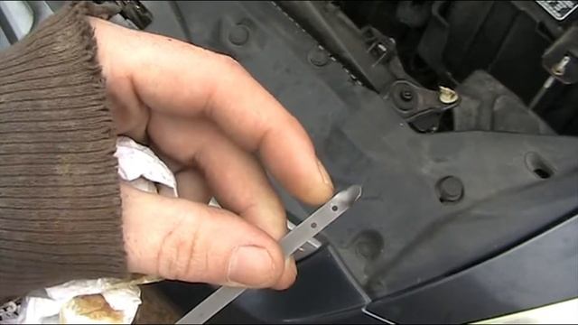 2005 Honda Accord - How To Check Automatic Transmission Fluid Level смотреть онлайн