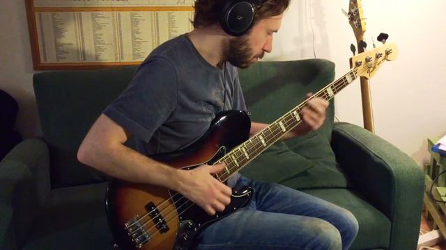 Just Slapping My Fender Jazz Bass смотреть онлайн