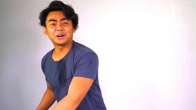 Trying Weird Kitchen Gadgets You Never Knew About смотреть онлайн