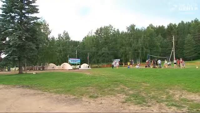 Кадетская смена стартовала в палаточном лагере в Великом Устюге смотреть онлайн