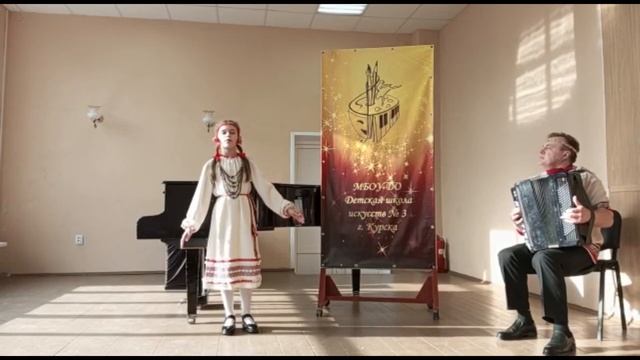 Комарова Виктория "Посеяли девки лён" игровая Ульяновской области, "Пошла млада за водой" РНП смотреть онлайн