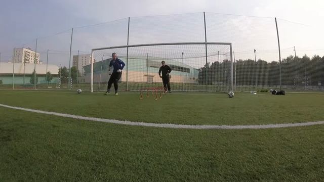 Вратарская тренировка вратарей любителей часть 2 смотреть онлайн